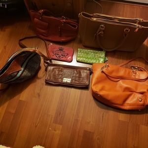 Purses, clutch and wallets